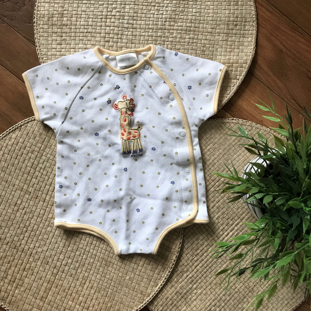 5 for $10 !SALE Vintage Carter's Giraffe 0-3 M
